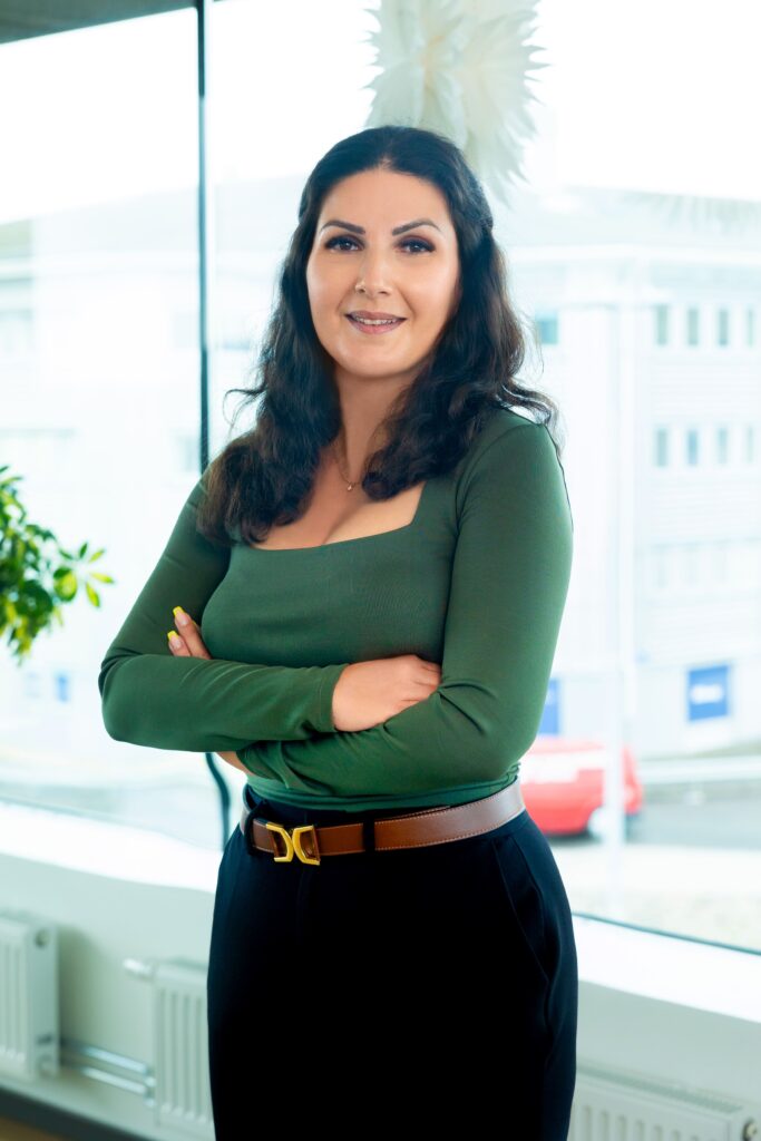 Sarah, redovisningskonsult och medgrundare på Autonomi